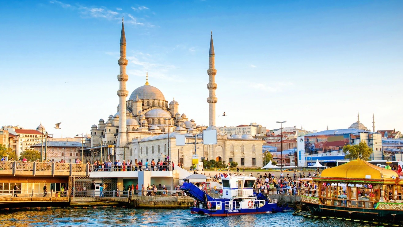در سال‌های اخیر تعداد تورهایی که به مقصد استانبول برگزار می‌شوند به‌شدت افزایش پیدا کرده است.